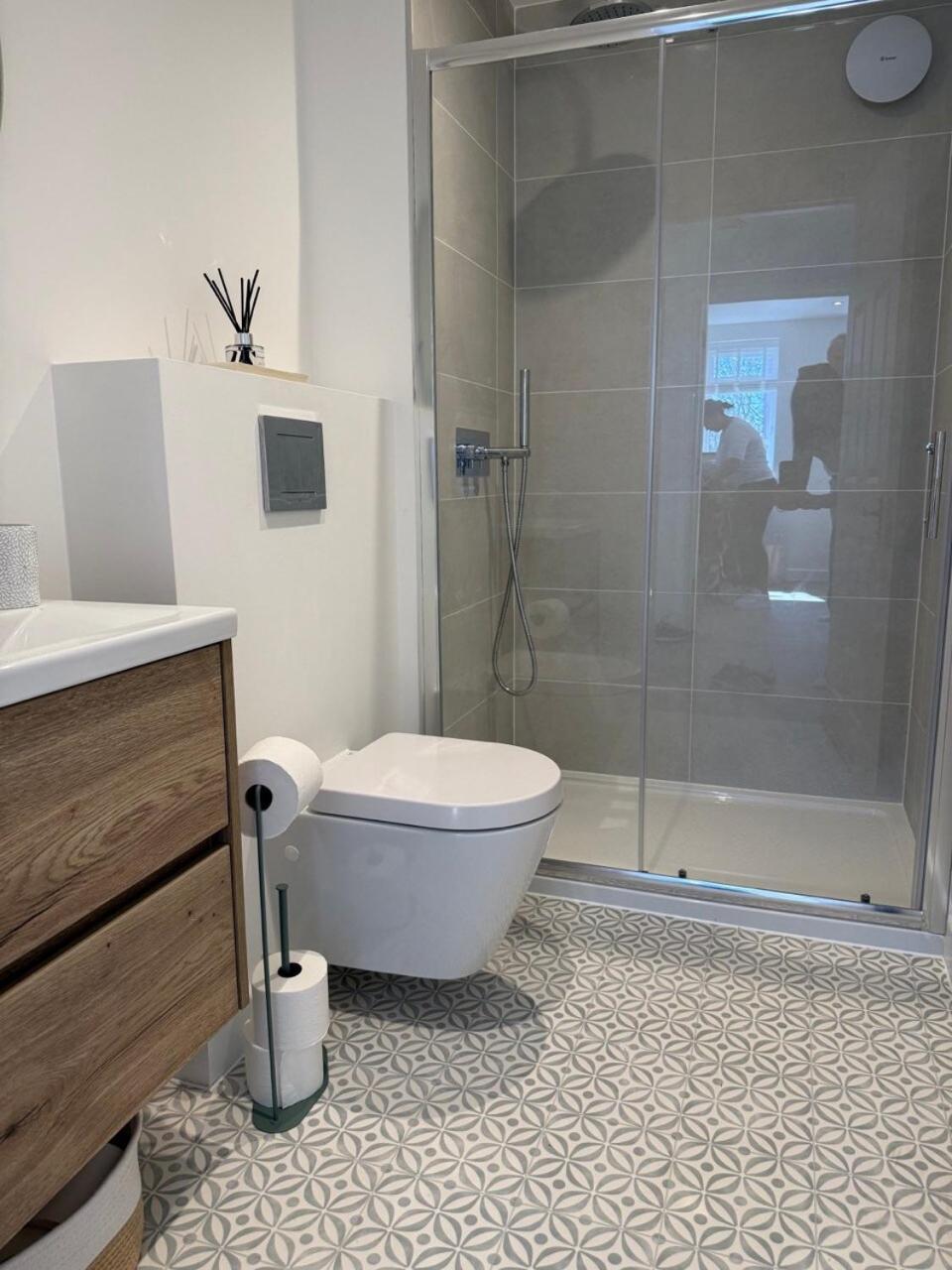 Stunning One Bed - Ox Apartment